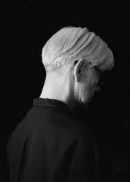 坂本龍一告别绝响：《LAST DAYS》不只是告别，更是生命绝美回响与对世界温柔凝视